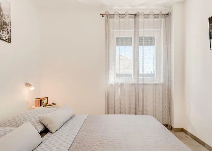 La Vie Est Belle Apartament Trogir