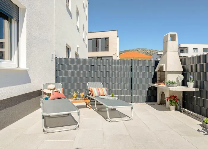 Apartament La Vie Est Belle *