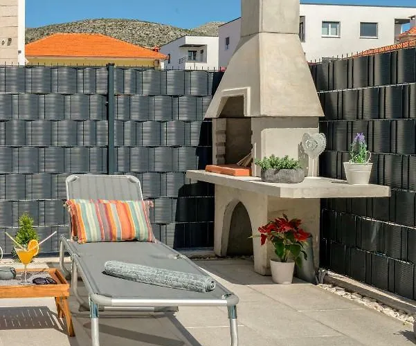 La Vie Est Belle Apartament