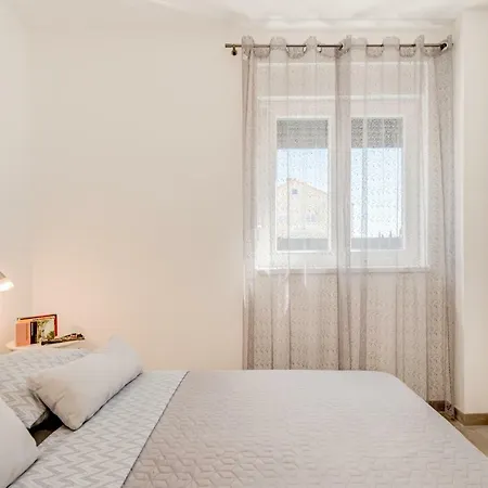 La Vie Est Belle Apartman Trogir
