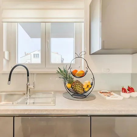 Apartament La Vie Est Belle *